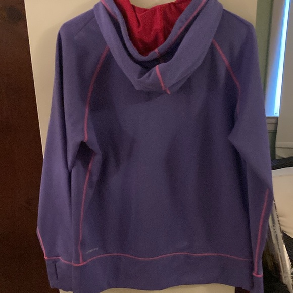 Like new Bright purple Nike Dri fit hooded sweatshirt…. Worn only a few times. - Picture 5 of 7
